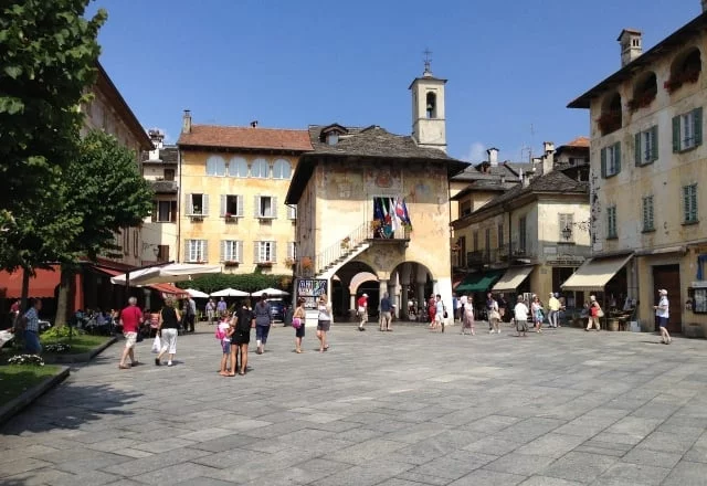 Piazza Orta Palazzotto